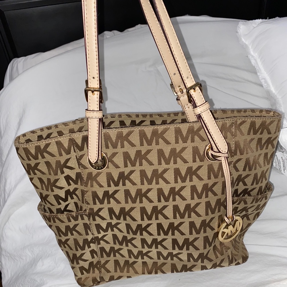 Authentic Michael Kors Purse - image 1